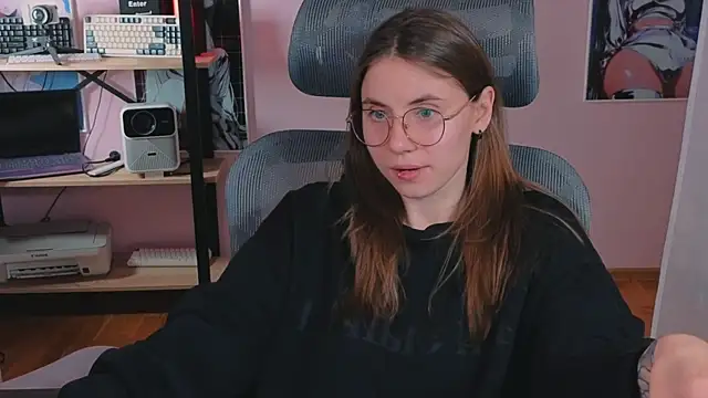  AnnaStark  online show from May 8, 3:21 am