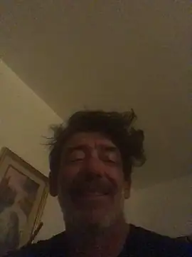 Snapshot of maxximere chatting on October 16, 10:51 pm maxximere online show from October 16, 10:51 pm