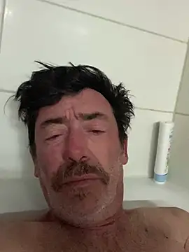 Snapshot of maxximere chatting on February 14, 2:06 pm maxximere online show from February 14, 2:06 pm