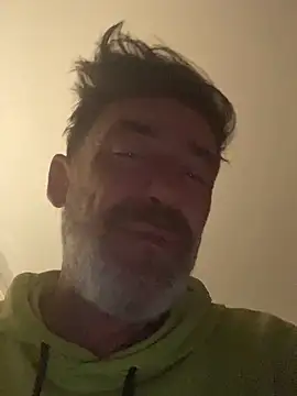 Snapshot of maxximere chatting on November 18, 1:54 am maxximere online show from November 18, 1:54 am