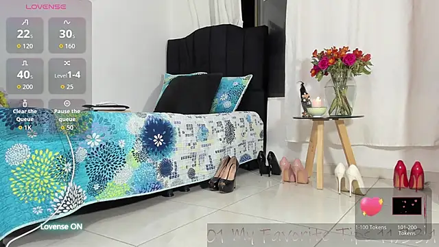 emely garcia online show from July 22, 1:18 am