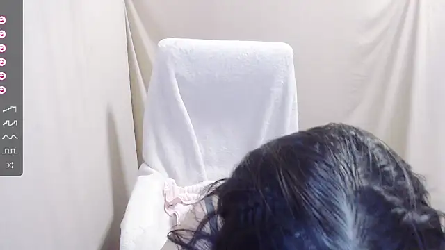 AkinLocal online show from October 31, 2:24 pm