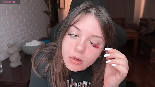 XNirvanaX online show from April 13, 3:32 am