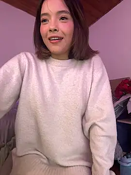 Snapshot of Irina_Grant chatting on February 17, 3:25 am Irina Grant online show from February 17, 3:25 am
