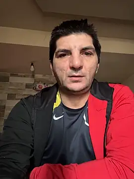 Snapshot of ilievmt84 chatting on March 2, 8:10 am ilievmt84 online show from March 2, 8:10 am