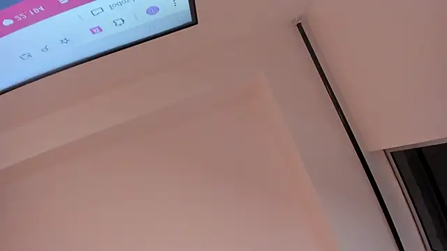 Snapshot of Cheerry1 chatting on February 19, 2:12 am Cheerry1 online show from February 19, 2:12 am