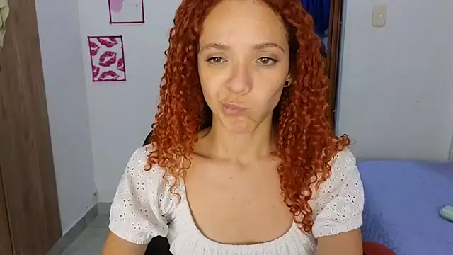 SexyLeilaa online show from October 11, 11:50 pm