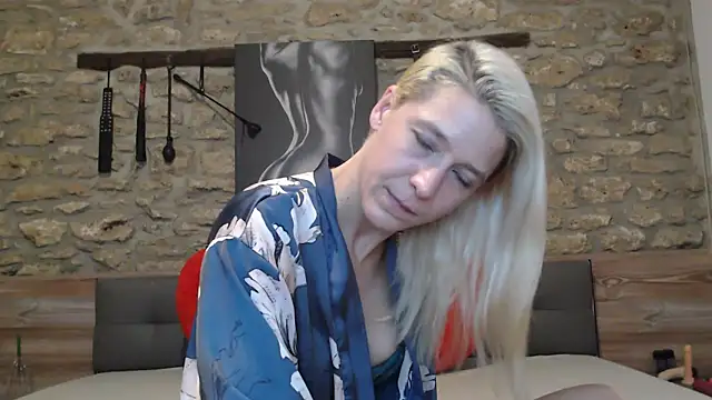 Naschkatze01 online show from December 17, 10:31 am