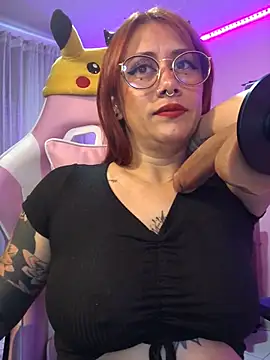 Luna Paris  online show from March 3, 1:56 pm