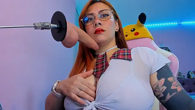 Luna Paris  online show from September 25, 2:12 pm