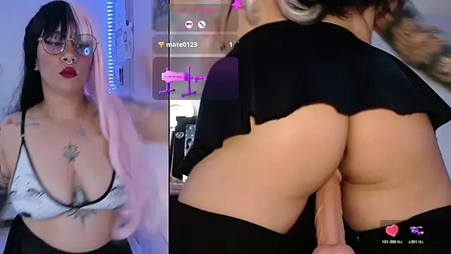 Luna Paris  online show from December 3, 10:09 pm