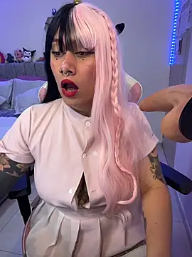 Luna Paris  online show from March 17, 2:31 pm