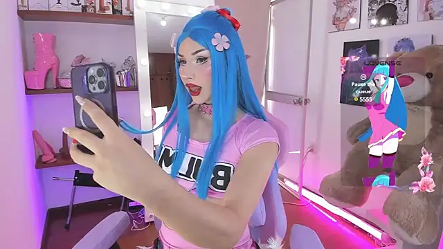 alessandrathedoll online show from January 14, 7:00 pm