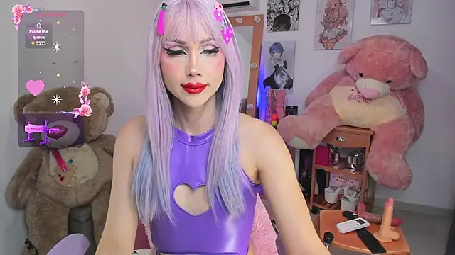Snapshot of alessandrathedoll chatting on July 17, 7:00 pm alessandrathedoll online show from July 17, 7:00 pm