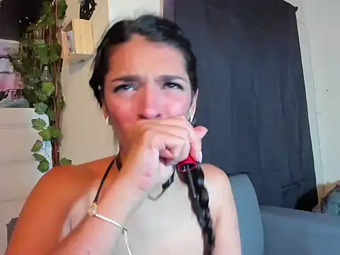 Snapshot of annyluna1 chatting on May 28, 7:42 pm annyluna1 online show from May 28, 7:42 pm