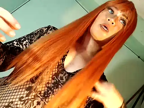 Snapshot of Hugeladycockmarga chatting on March 1, 8:56 am Hugeladycockmarga online show from March 1, 8:56 am