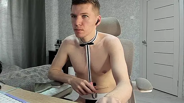 Bananas dick online show from March 8, 7:00 am
