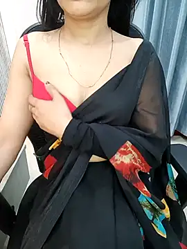 Snapshot of Beautiful_xxo chatting on March 9, 6:32 pm Beautiful xxo online show from March 9, 6:32 pm