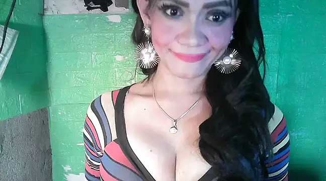 Rosebaumgardner1234 online show from February 19, 3:05 pm