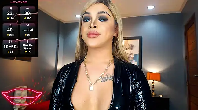 BitchyTYRA online show from February 22, 6:17 am