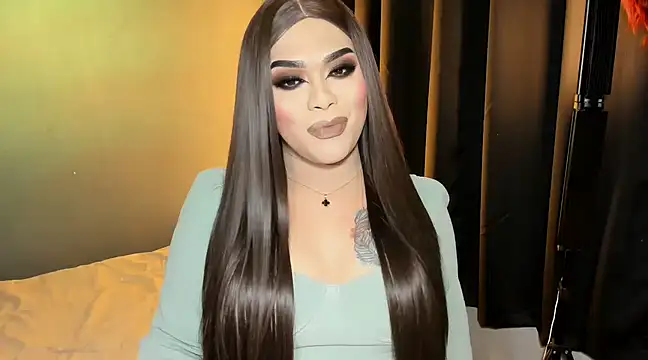 Snapshot of VictoriaEliz chatting on March 9, 5:39 pm VictoriaEliz online show from March 9, 5:39 pm