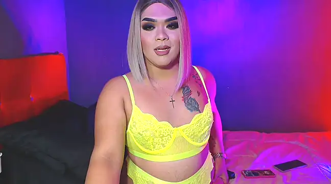 Snapshot of VictoriaEliz chatting on February 2, 1:30 pm VictoriaEliz online show from February 2, 1:30 pm