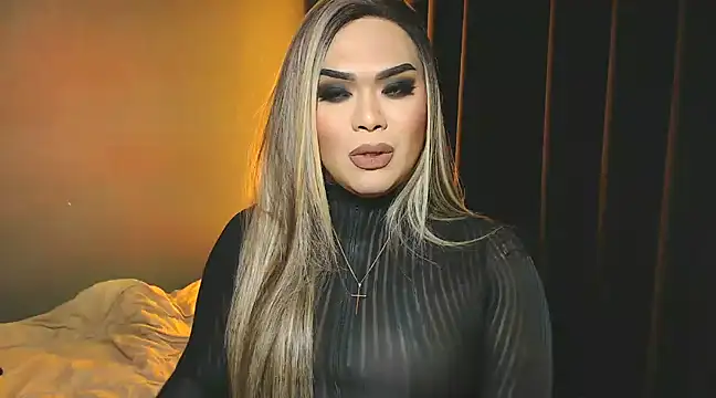 Snapshot of VictoriaEliz chatting on December 20, 10:43 pm VictoriaEliz online show from December 20, 10:43 pm