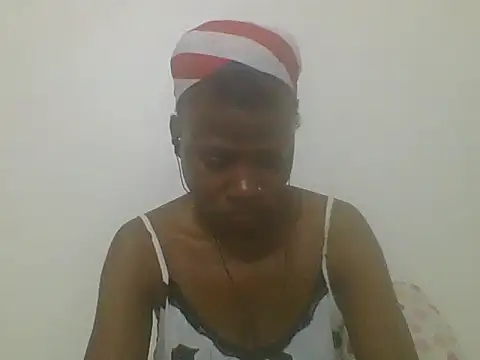 Snapshot of Sweetbaby004 chatting on September 13, 7:14 pm Sweetbaby004 online show from September 13, 7:14 pm