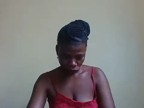 Snapshot of Sweetbaby004 chatting on April 20, 10:51 am Sweetbaby004 online show from April 20, 10:51 am