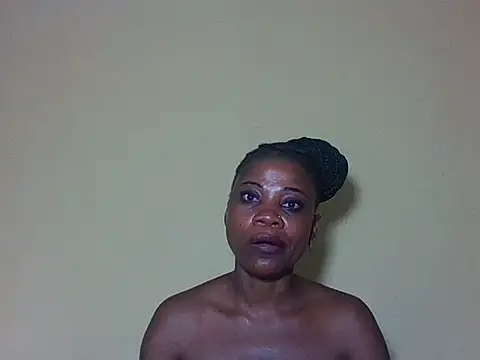 Sweetbaby004 online show from April 11, 2:30 am