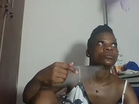 Sweetbaby004 online show from December 19, 4:20 pm