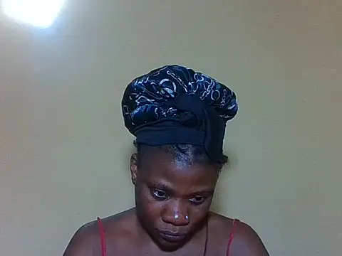 Snapshot of Sweetbaby004 chatting on June 26, 7:52 pm Sweetbaby004 online show from June 26, 7:52 pm