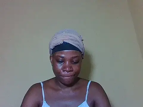 Snapshot of Sweetbaby004 chatting on April 27, 4:27 pm Sweetbaby004 online show from April 27, 4:27 pm