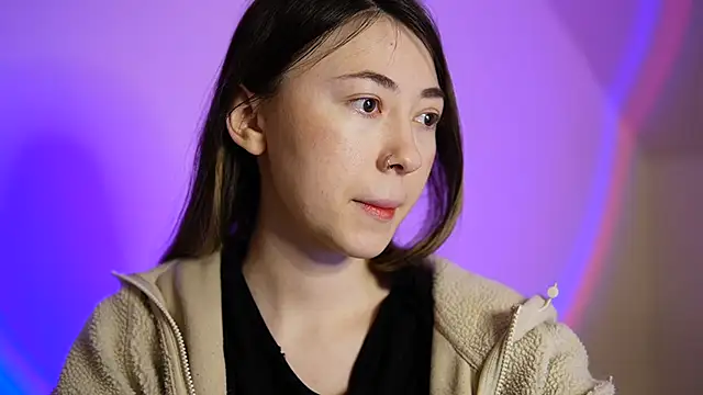 chibi moon  online show from December 22, 5:21 pm