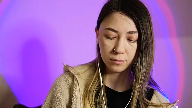 chibi moon  online show from January 28, 5:56 pm