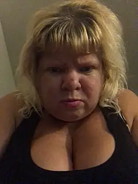 JemJensen30 online show from October 10, 6:25 am