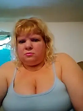 JemJensen30 online show from June 9, 5:47 pm