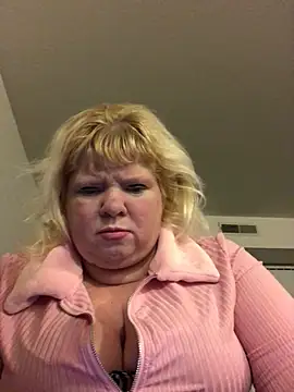 JemJensen30 online show from February 10, 9:04 am