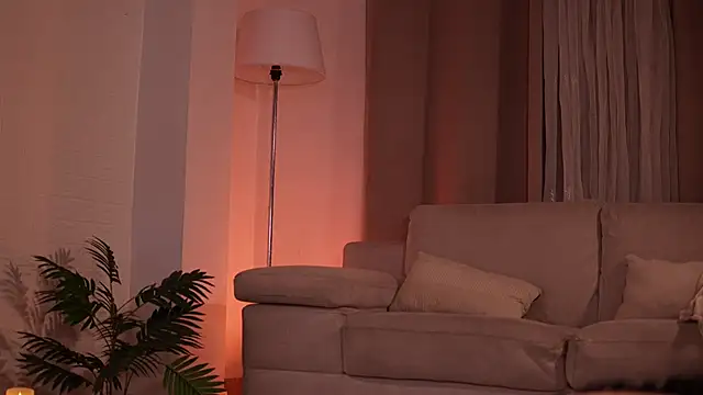 GiaFaaris online show from April 10, 8:38 pm