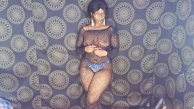 LunaRai online show from January 10, 12:06 am