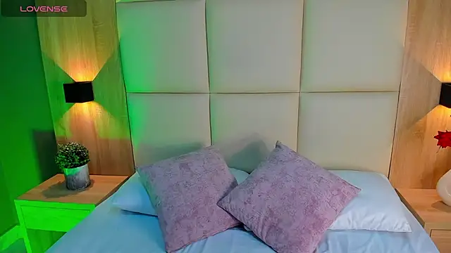 jimena24  online show from March 17, 2:47 am