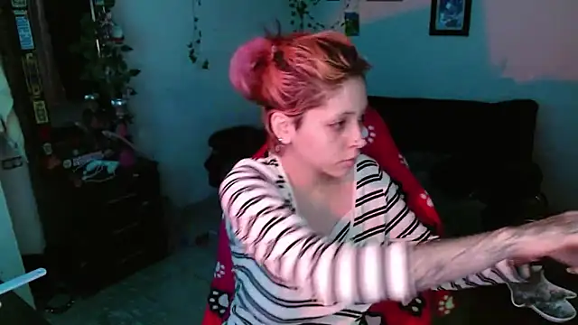 Snapshot of MaryJannes chatting on February 9, 7:06 am MaryJannes online show from February 9, 7:06 am