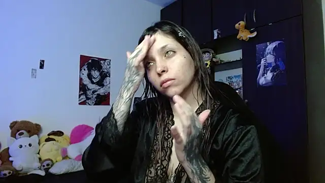 Snapshot of MaryJannes chatting on June 10, 7:42 am MaryJannes online show from June 10, 7:42 am