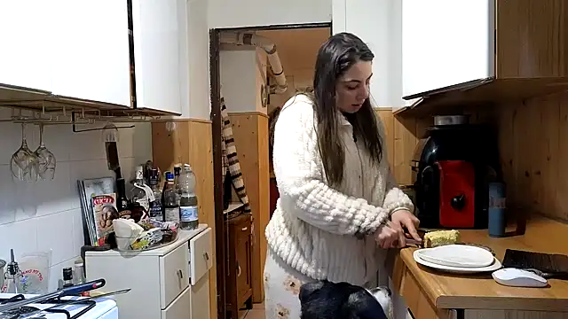 Snapshot of VanessaDoyle chatting on February 22, 3:46 pm VanessaDoyle online show from February 22, 3:46 pm