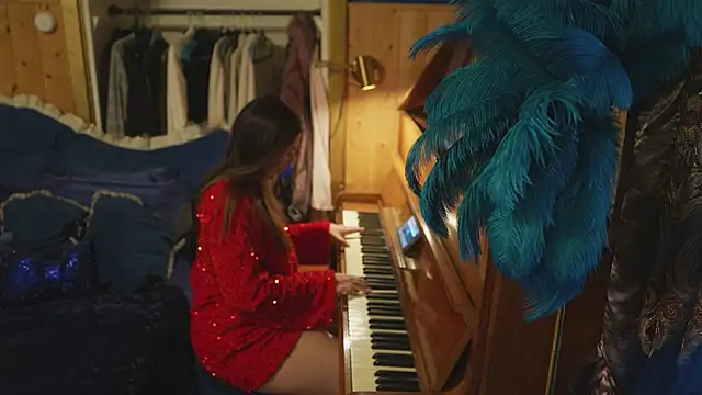 Snapshot of VanessaDoyle chatting on February 28, 10:59 am VanessaDoyle online show from February 28, 10:59 am