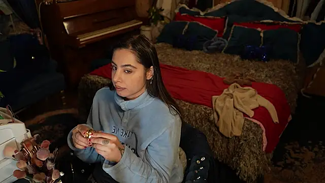 Snapshot of VanessaDoyle chatting on November 16, 8:41 am VanessaDoyle online show from November 16, 8:41 am