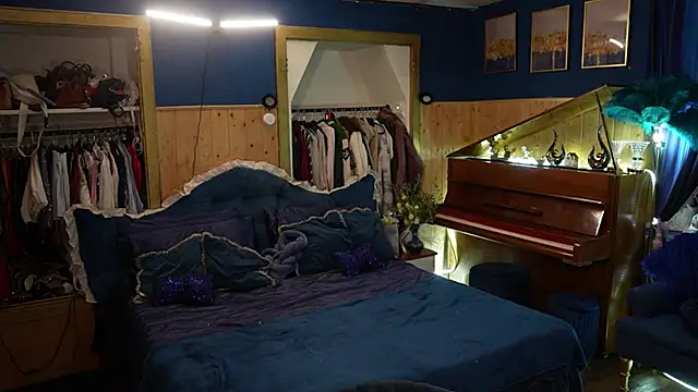 Snapshot of VanessaDoyle chatting on October 31, 3:52 pm VanessaDoyle online show from October 31, 3:52 pm