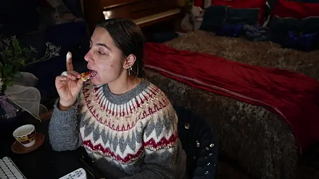 Snapshot of VanessaDoyle chatting on November 20, 5:02 pm VanessaDoyle online show from November 20, 5:02 pm