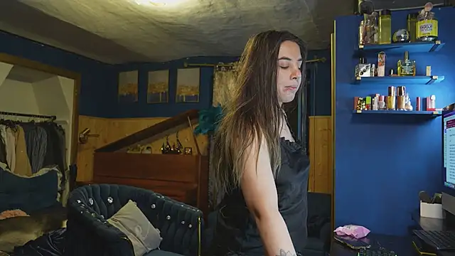 VanessaDoyle online show from July 15, 11:45 pm