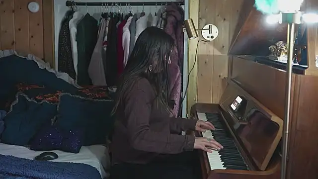 VanessaDoyle online show from April 14, 11:26 am